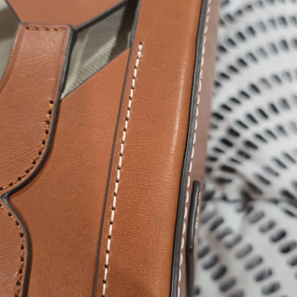 Tory Burch Tan Cutout Tote Bag - Picture 6 of 11